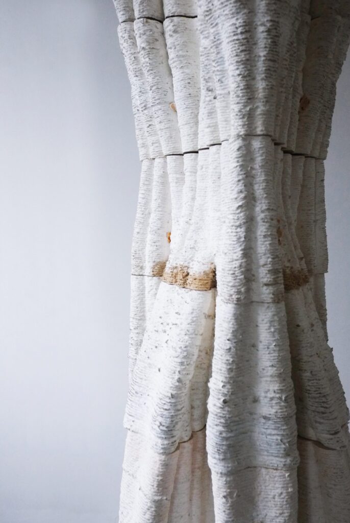 3D printed column made of mycelium 